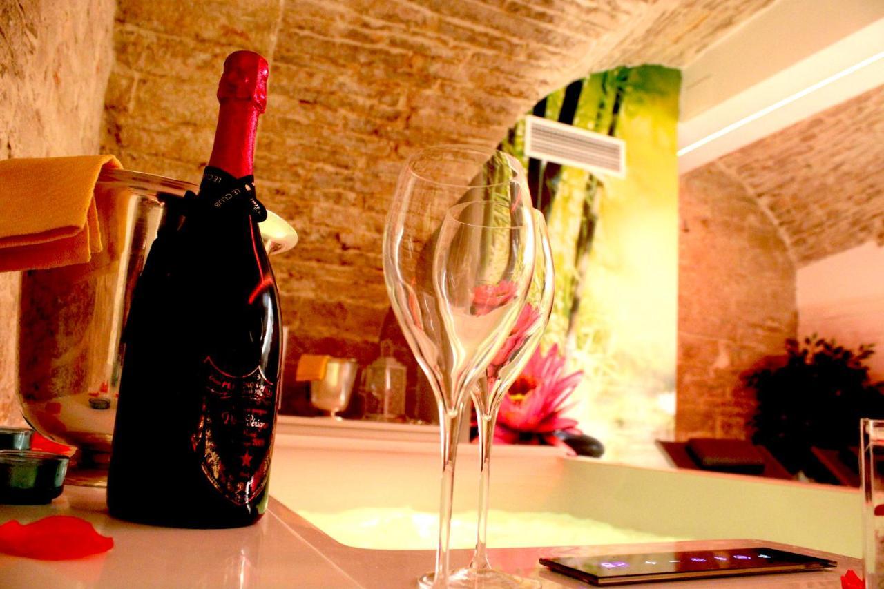 Rubis Relais & *